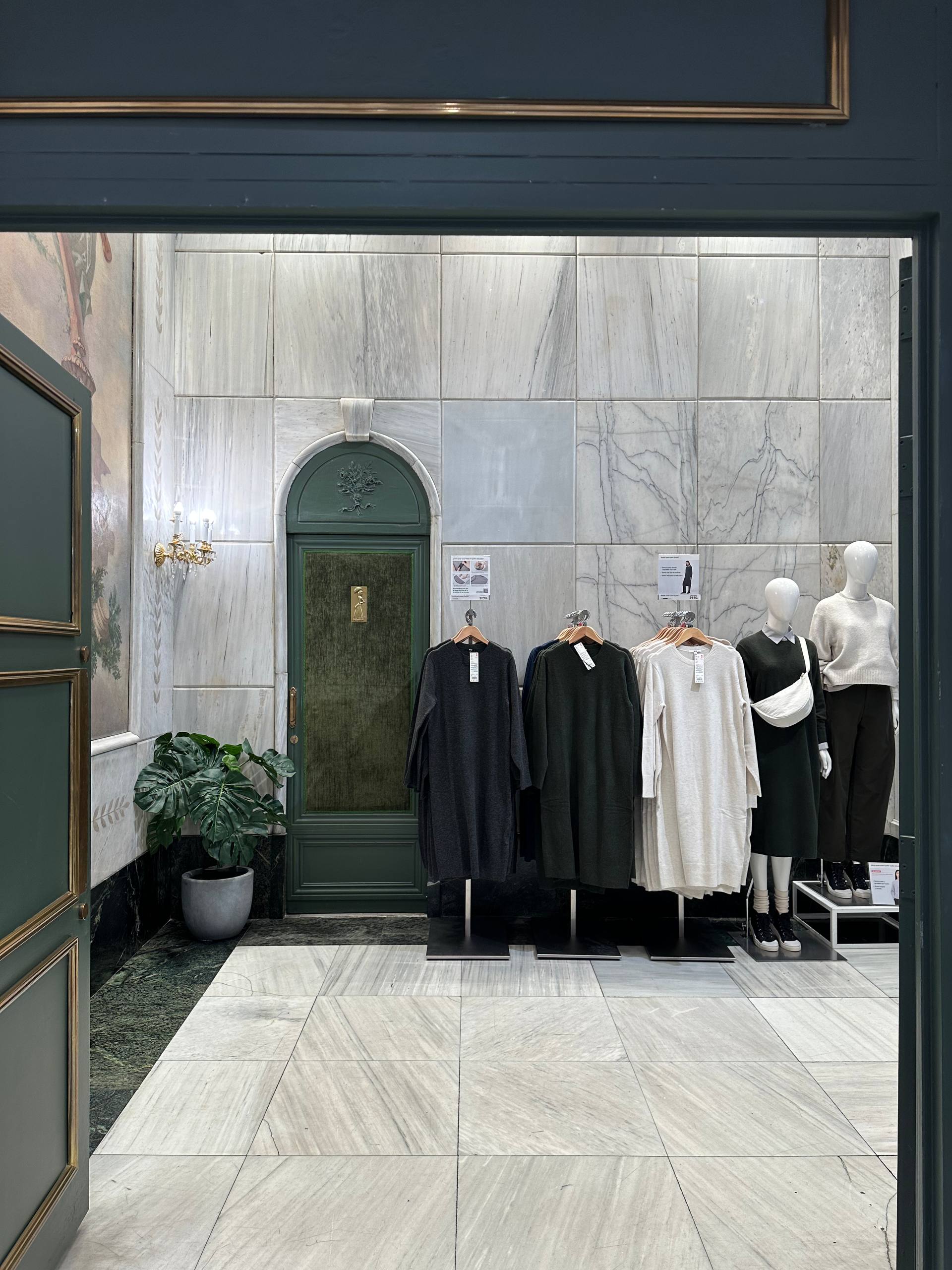 Uniqlo в Мадриде: реставрация исторического здания